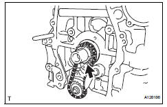 Toyota RAV4. Remove crankshaft timing sprocket