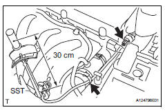 Toyota RAV4. Install air fuel ratio sensor (for bank 1 sensor 1)